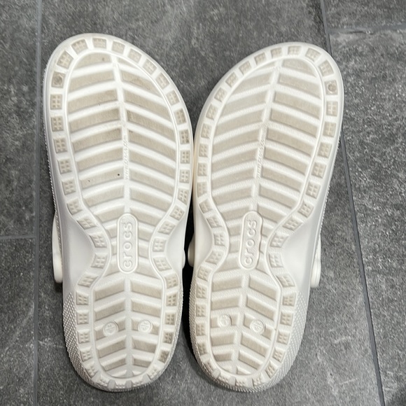 Crocs Classic Lined Clog - Unisex - Picture 7 of 8